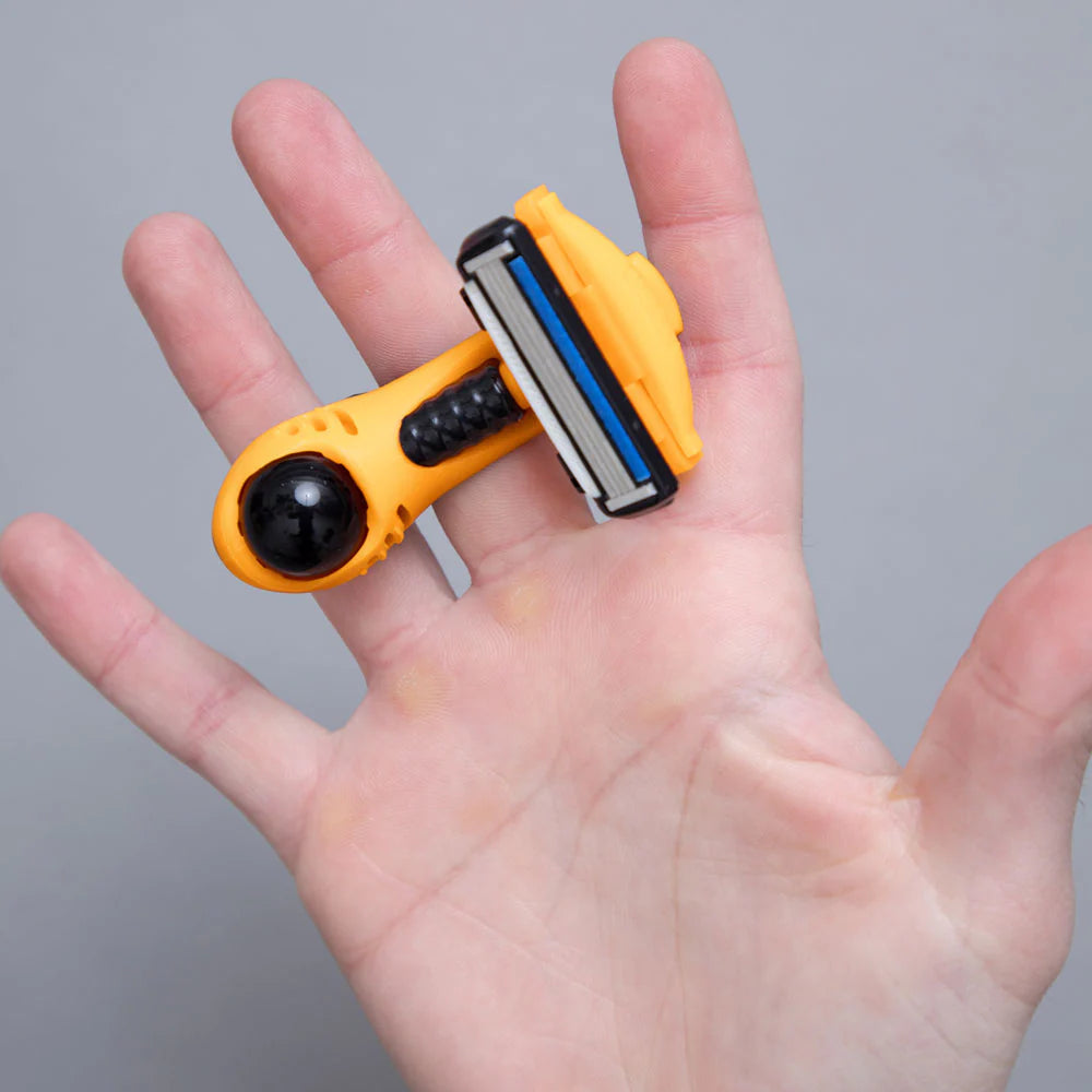 RasoSpeed + 1 cartuccia inclusa (4 lame)